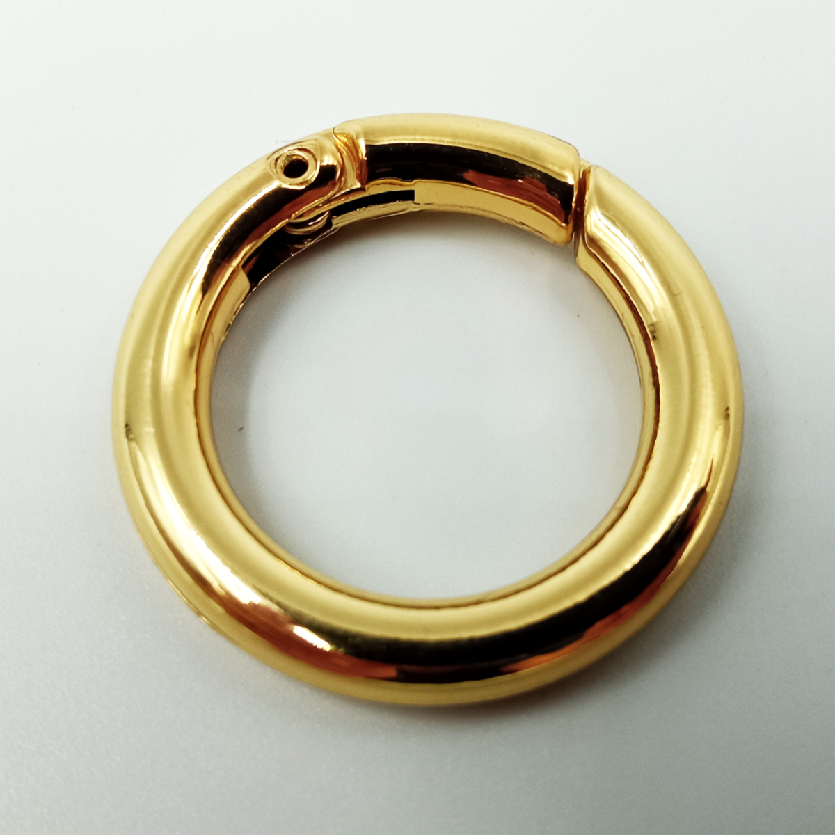 Argola Articulada 22,5 X 5Mm - 1 Und - Dourado