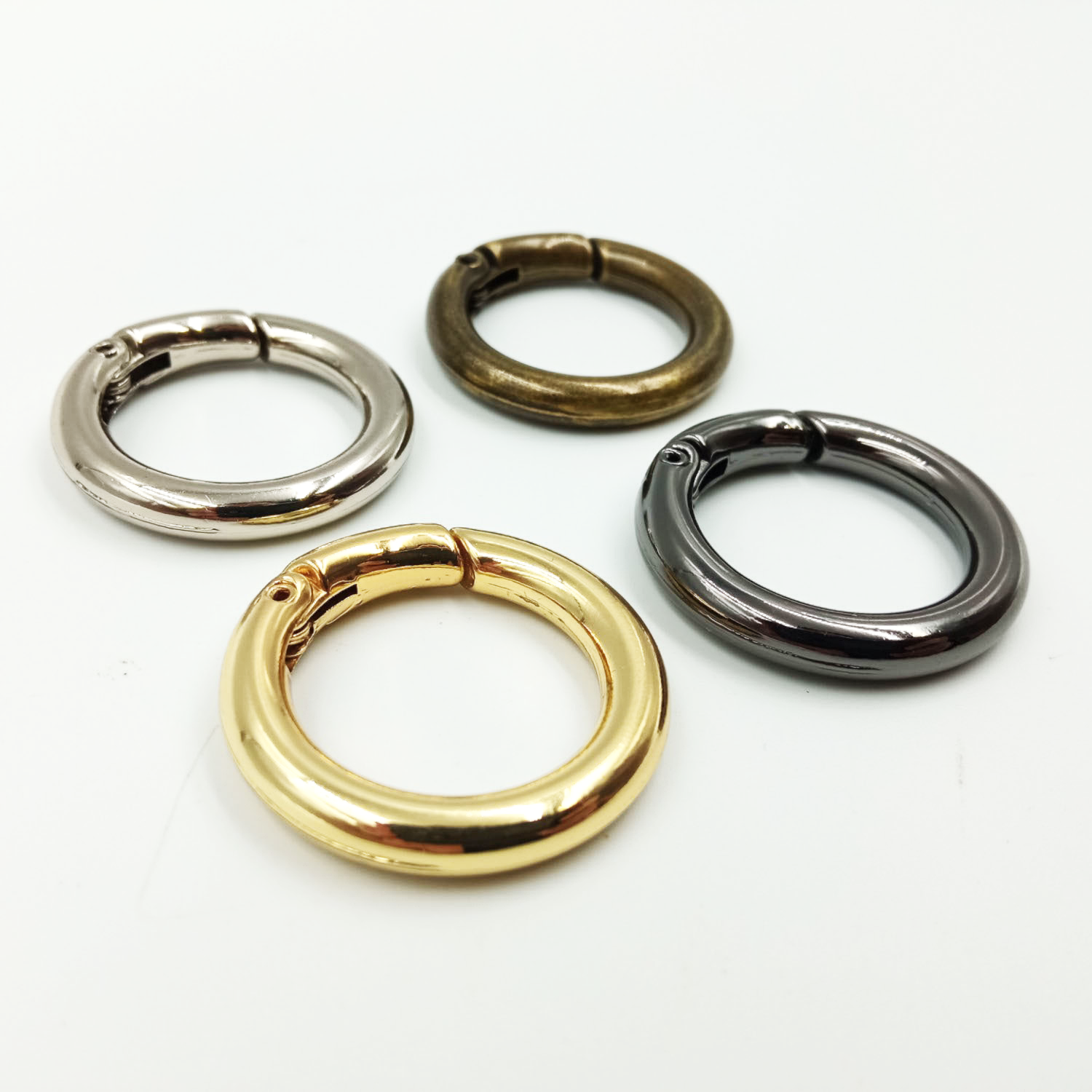 Argola Articulada 22,5 X 5mm 1 Und